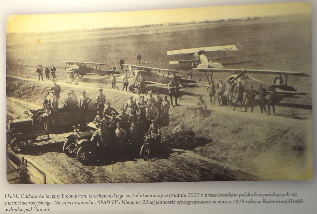 1 Polski Oddział Awiacyjny Bojowy. 1917 rok. Zdjęcie Muzeum Sił Powietrznych