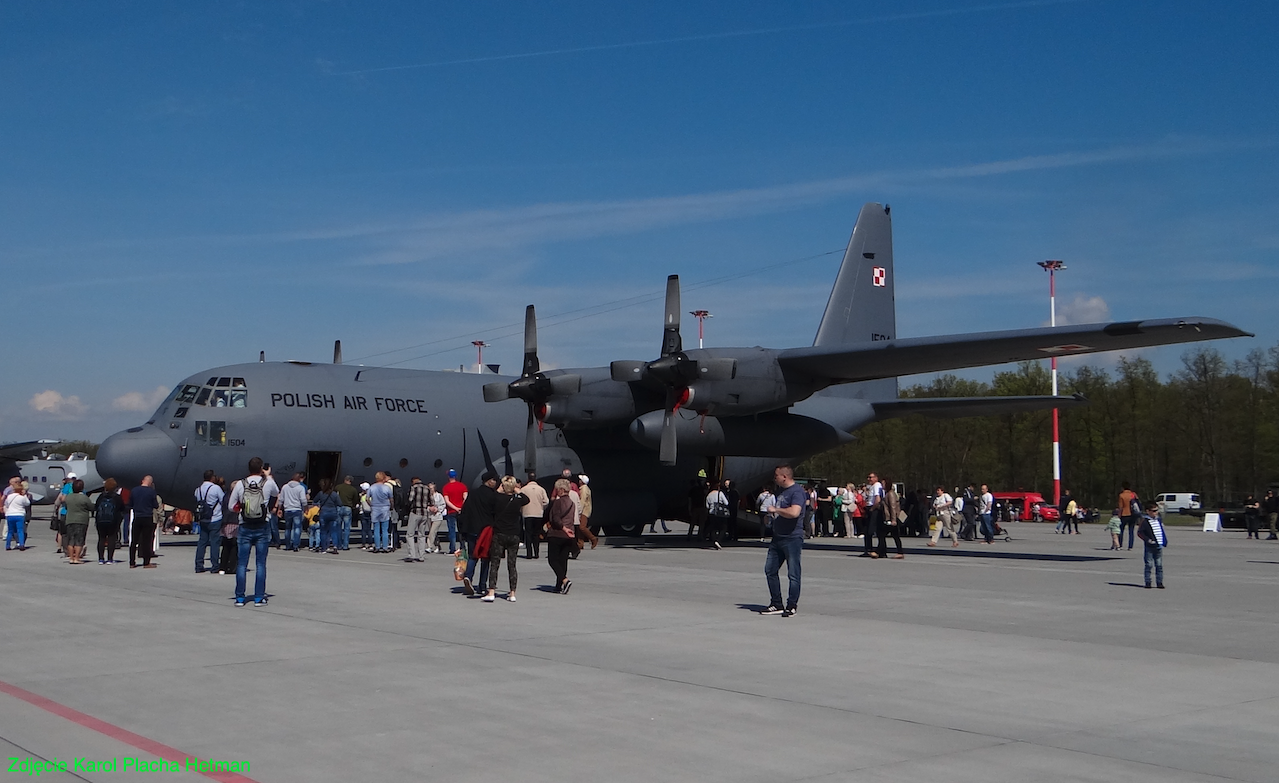 Lockheed C-130 Hercules nb 1504. 2017 rok. Zdjęcie Karol Placha Hetman