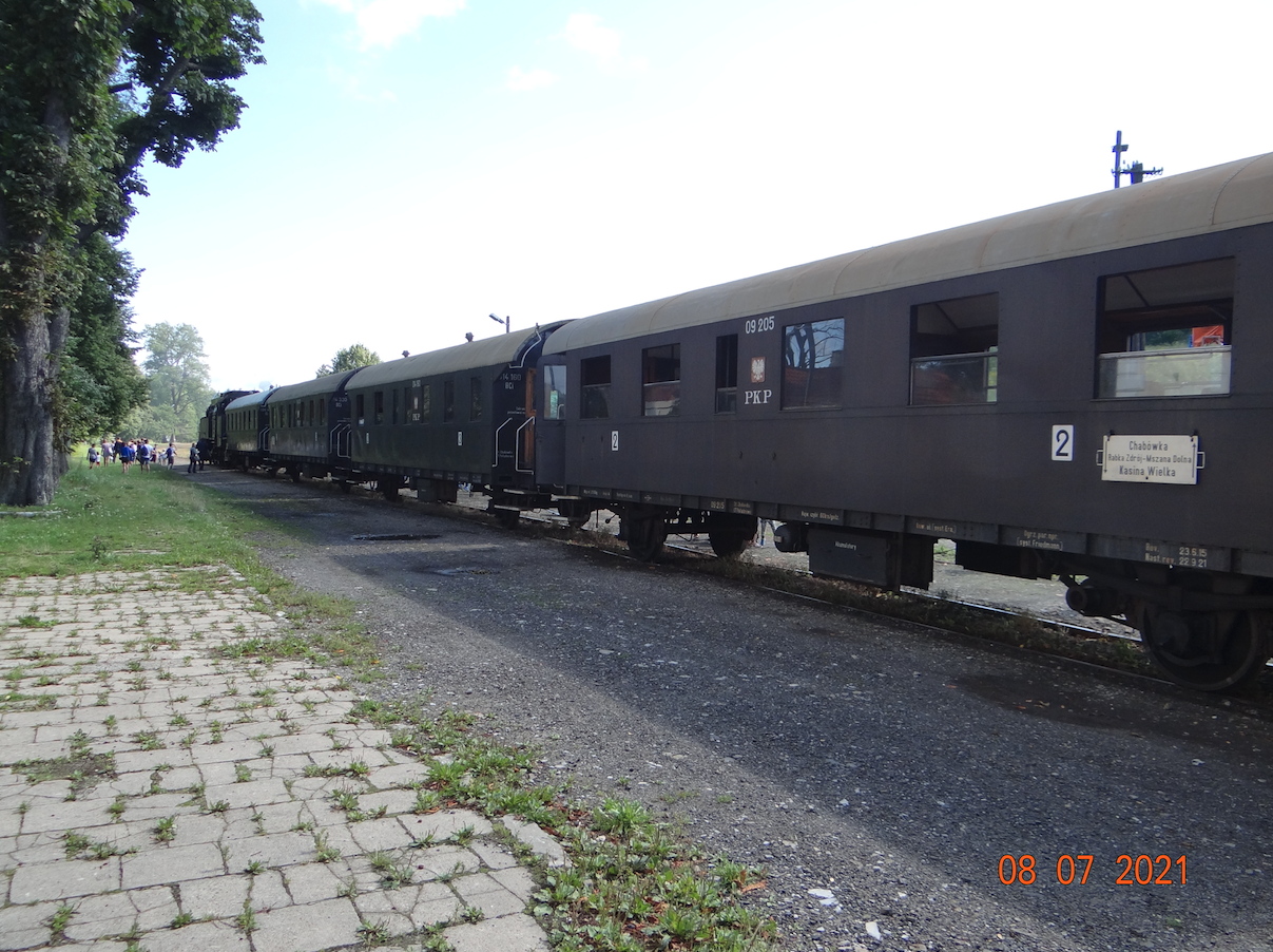 Retro holiday train. 2021. Photo by Karol Placha Hetman