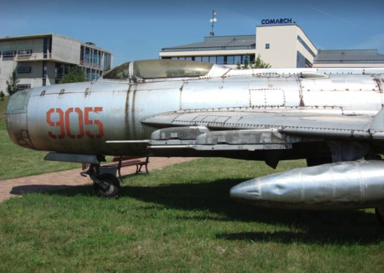 Przednia część kadłuba MiG-19. 2007 rok. Zdjęcie Karol Placha Hetman