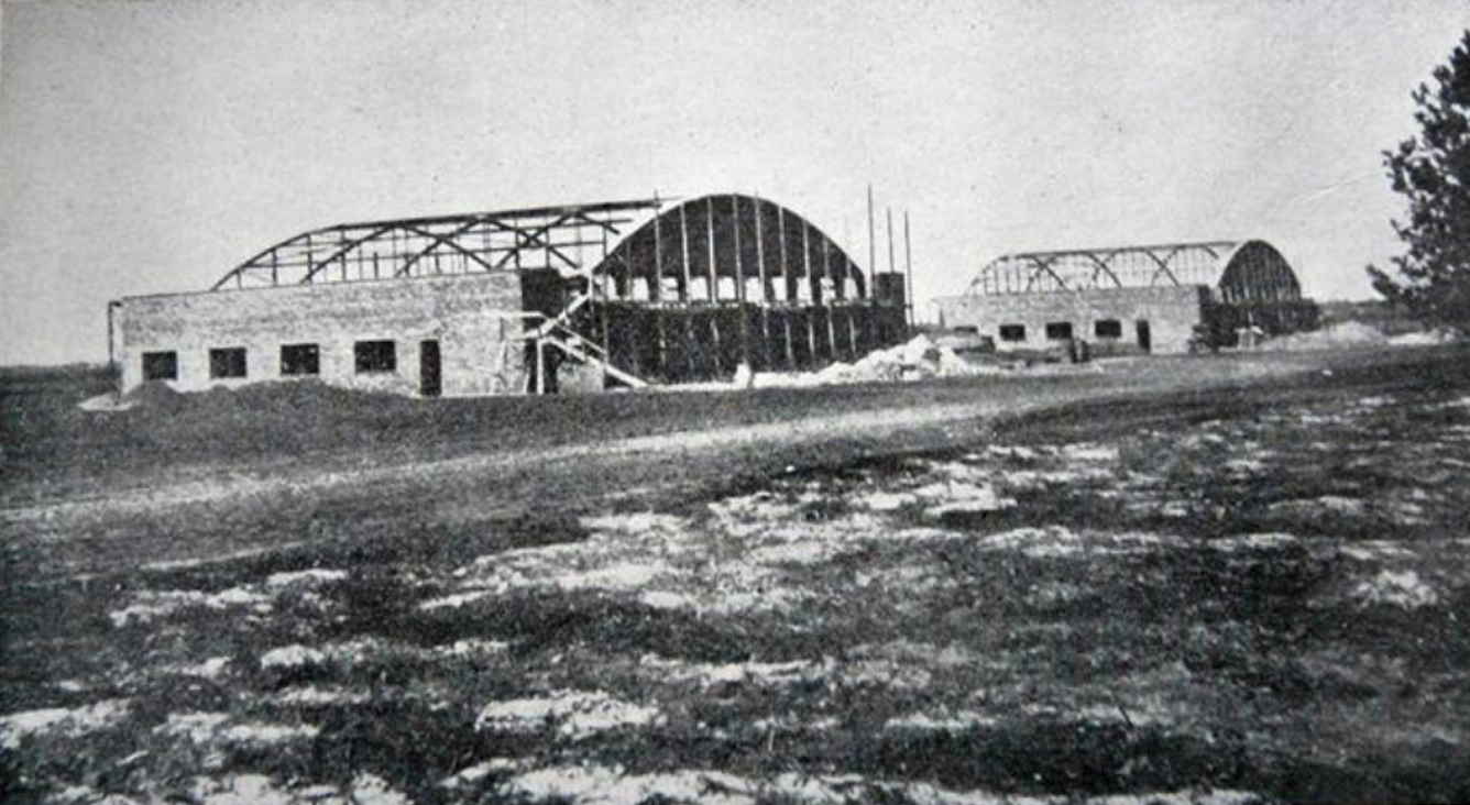 Construction of two hangars of the Pilot School. Świdnik 1938.