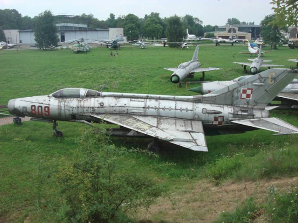 MiG-21 F-13 nb 809. 2011 rok. Zdjęcie Karol Placha Hetman