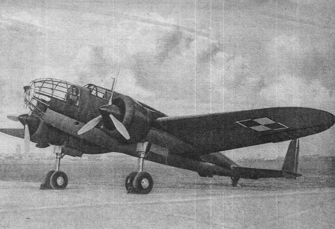 PZL-37 B Łoś. Airport Okęcie 1938. Photo of LAC