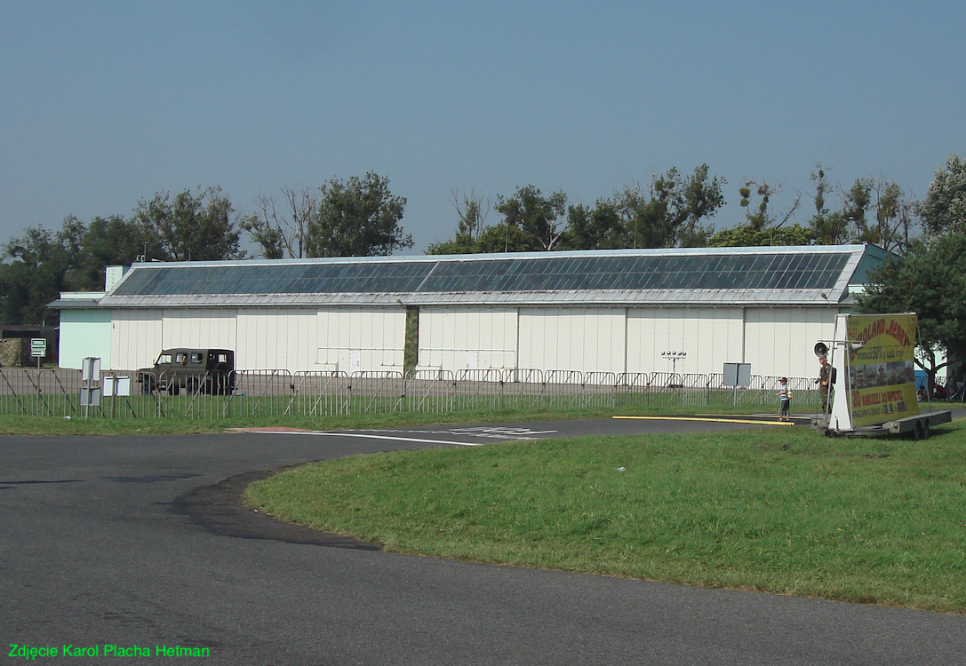 Radom. One of the hangars. 2011. Photo by Karol Placha Hetman