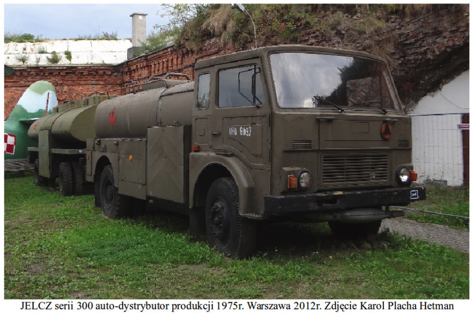 JELCZ serii 300 dystrybutor paliwa z przyczepą. Produkcja 1975 rok. 2012 rok. Zdjęcie Karol Placha Hetman