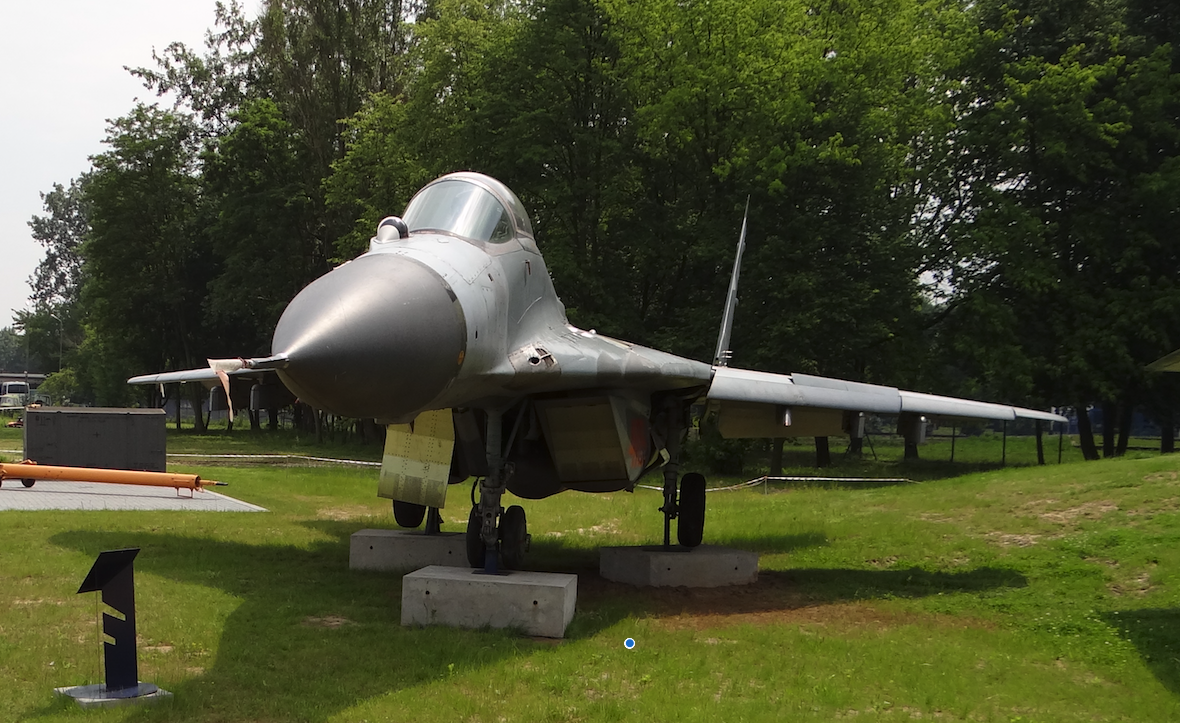 MiG-29 nb 4109. Dęblin 2012 rok. Zdjęcie Karol Placha Hetman