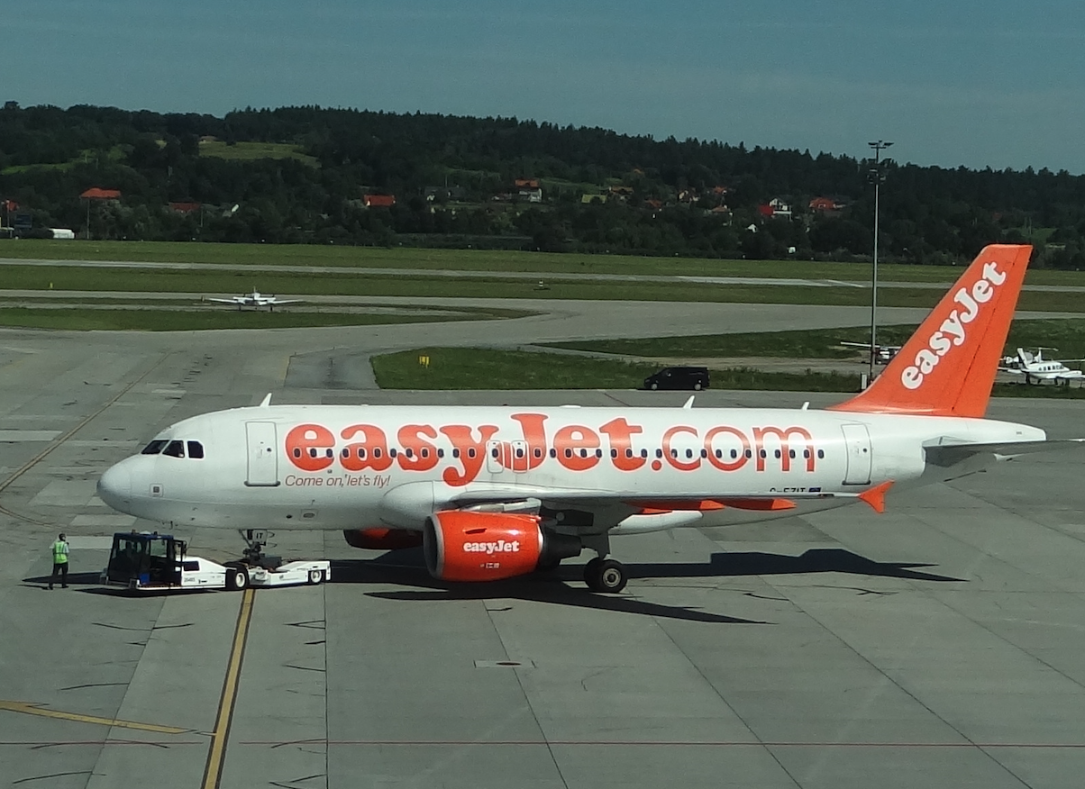 Airbus A 320 G-EZIT. 2012 rok. Zdjęcie Karol Placha Hetman