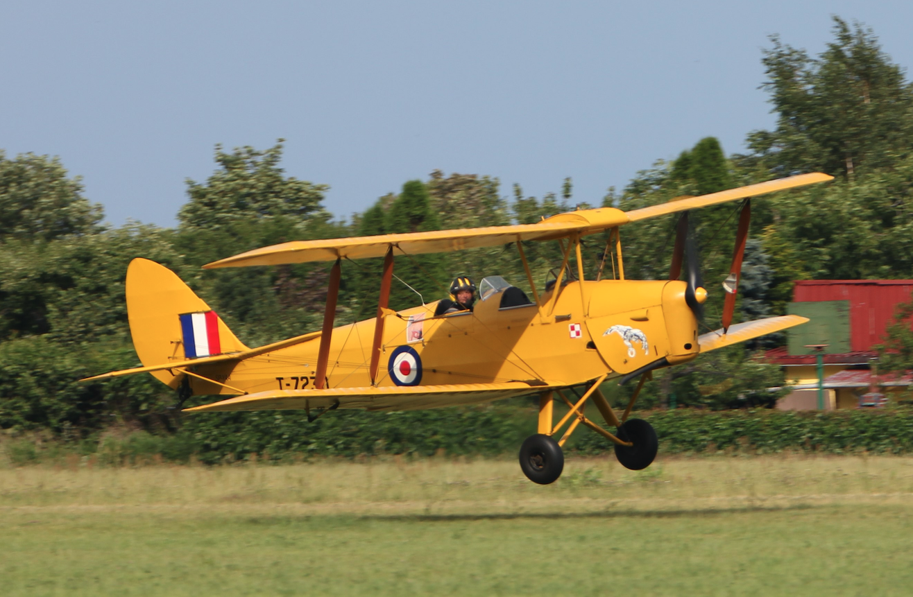 De Havilland DH-82A Tiger Moth. SP-YAA. 2017 rok. Zdjęcie Waldemar Kiebzak