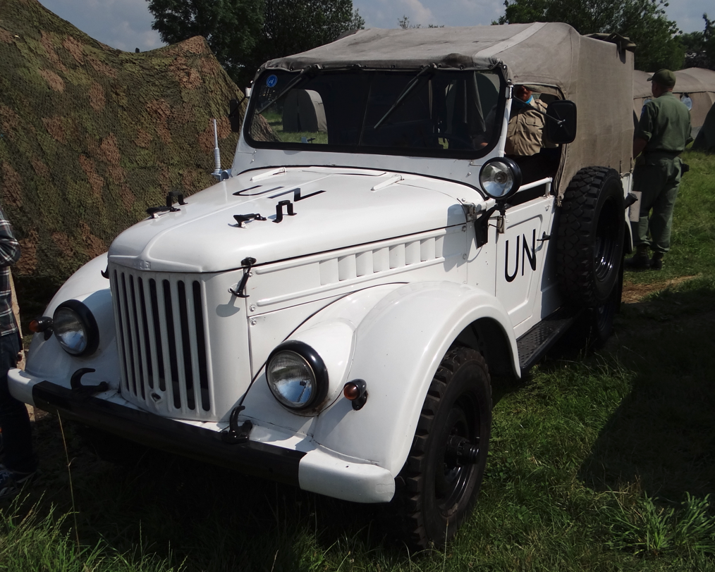 GAZ-69 2-door version, in the colors of peace missions. 2013 year. Photo by Karol Placha Hetman