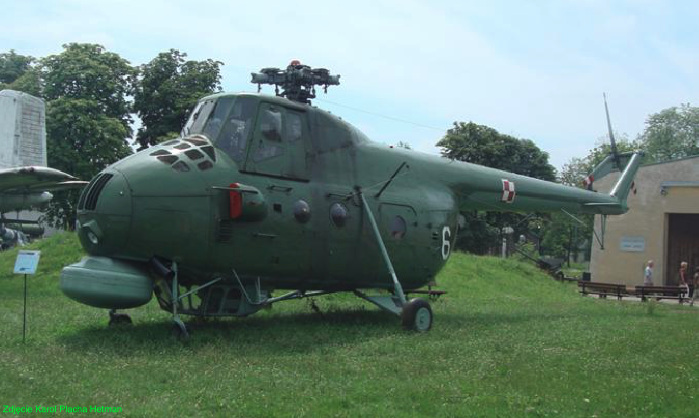 Śmigłowiec Mi-4 ME Nr 6/617 w MLP Czyżyny. 2010 rok. Zdjęcie Karol Placha Hetman