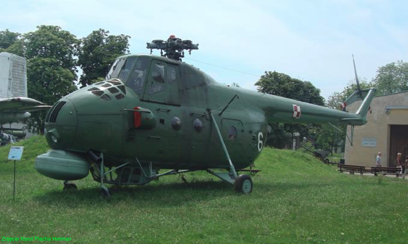 Mi-4 ME helicopter No. 6/617 in MLP Czyżyny. 2010 year. Photo by Karol Placha Hetman