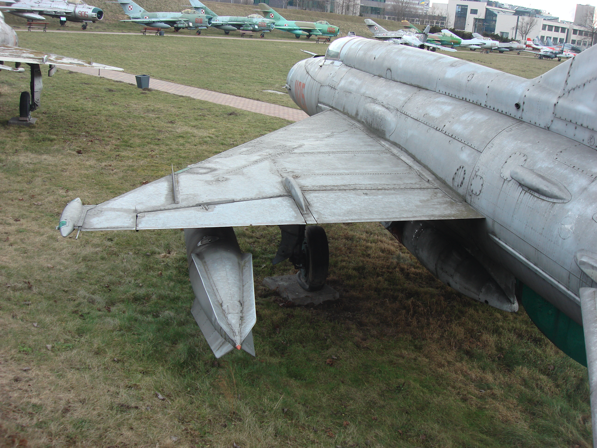 MiG-21 R nb 1125. Czyżyny 2009 rok. Zdjęcie Karol Placha Hetman