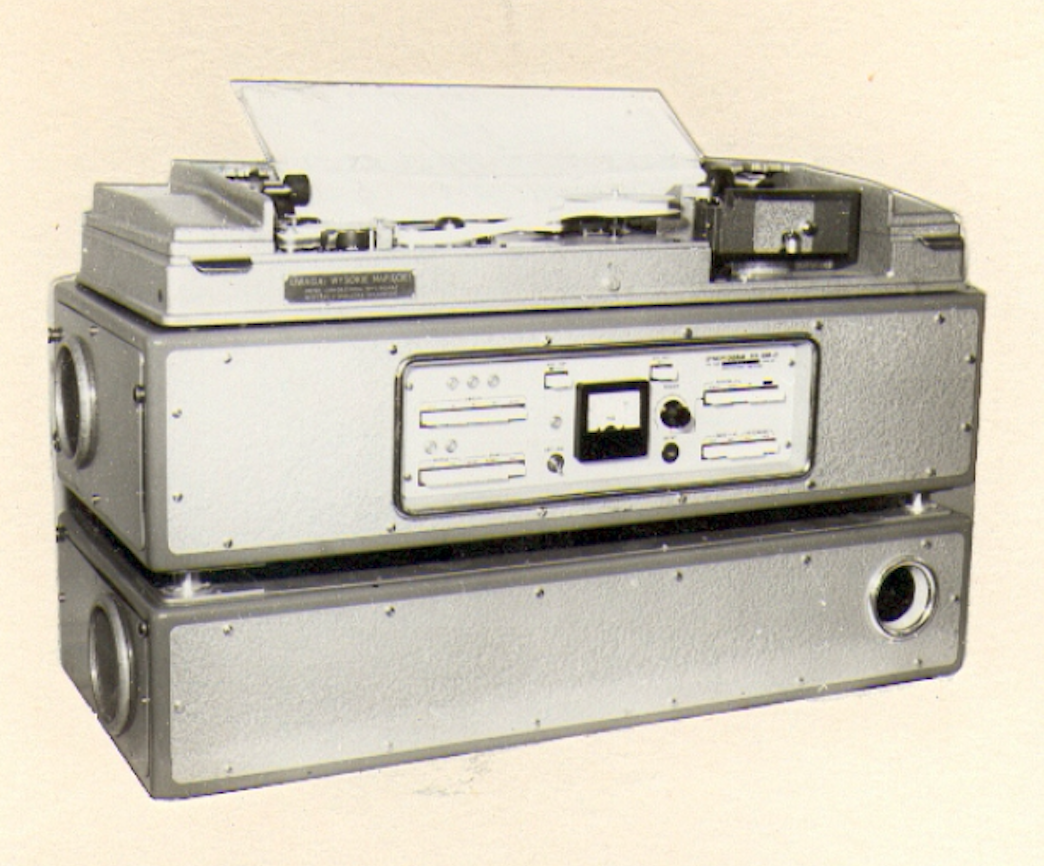 RHF-2 synoptograph. Photo from "Historical Brochure of the Radiotechnika Cooperative”