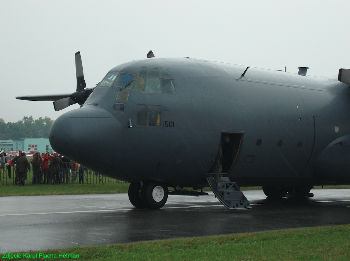 C-130 E Herkules nb 1501. Radom 2009 year. Photo by Karol Placha Hetman