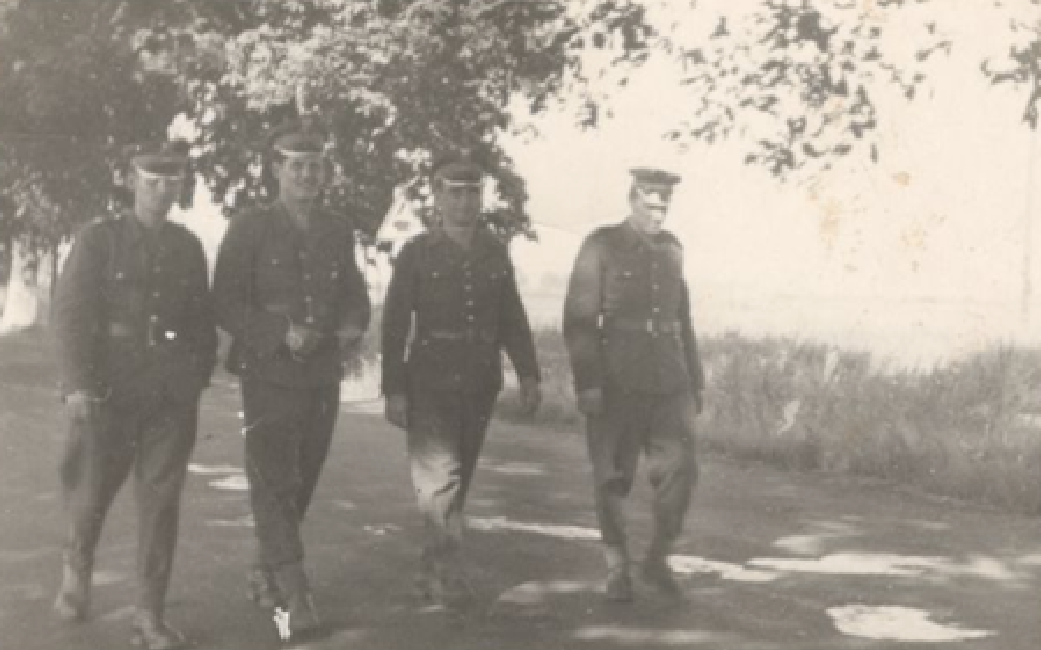 The road from the airport to the railway station. Soldiers are on leave. They are going to Poznań. Krzesiny airport 1959. Photo of LAC