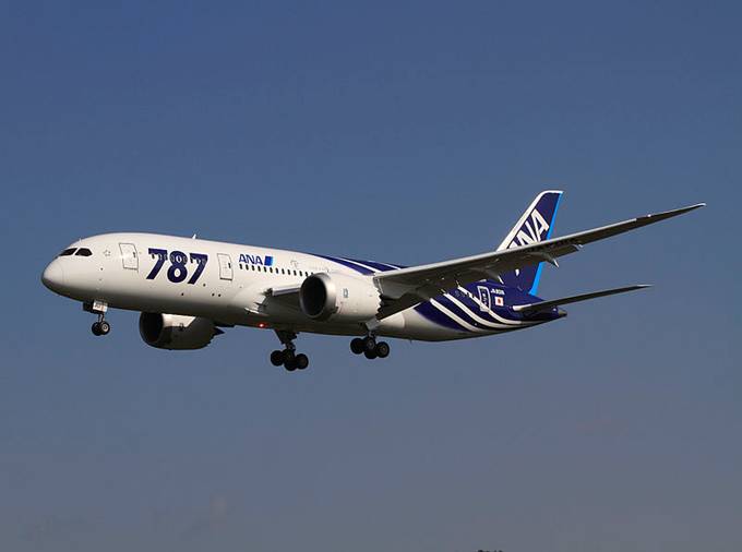 B 787 pierwotnie przeznaczony dla linii ANA, a wykorzystana jako samolot prototypowy. 2010 rok. Zdjęcie Boeing