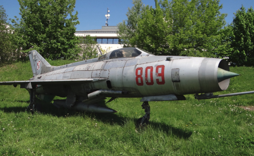 MiG-21 F-13 nb 809 nr 740809. Czyżyny 2014 rok. Zdjęcie Karol Placha Hetman