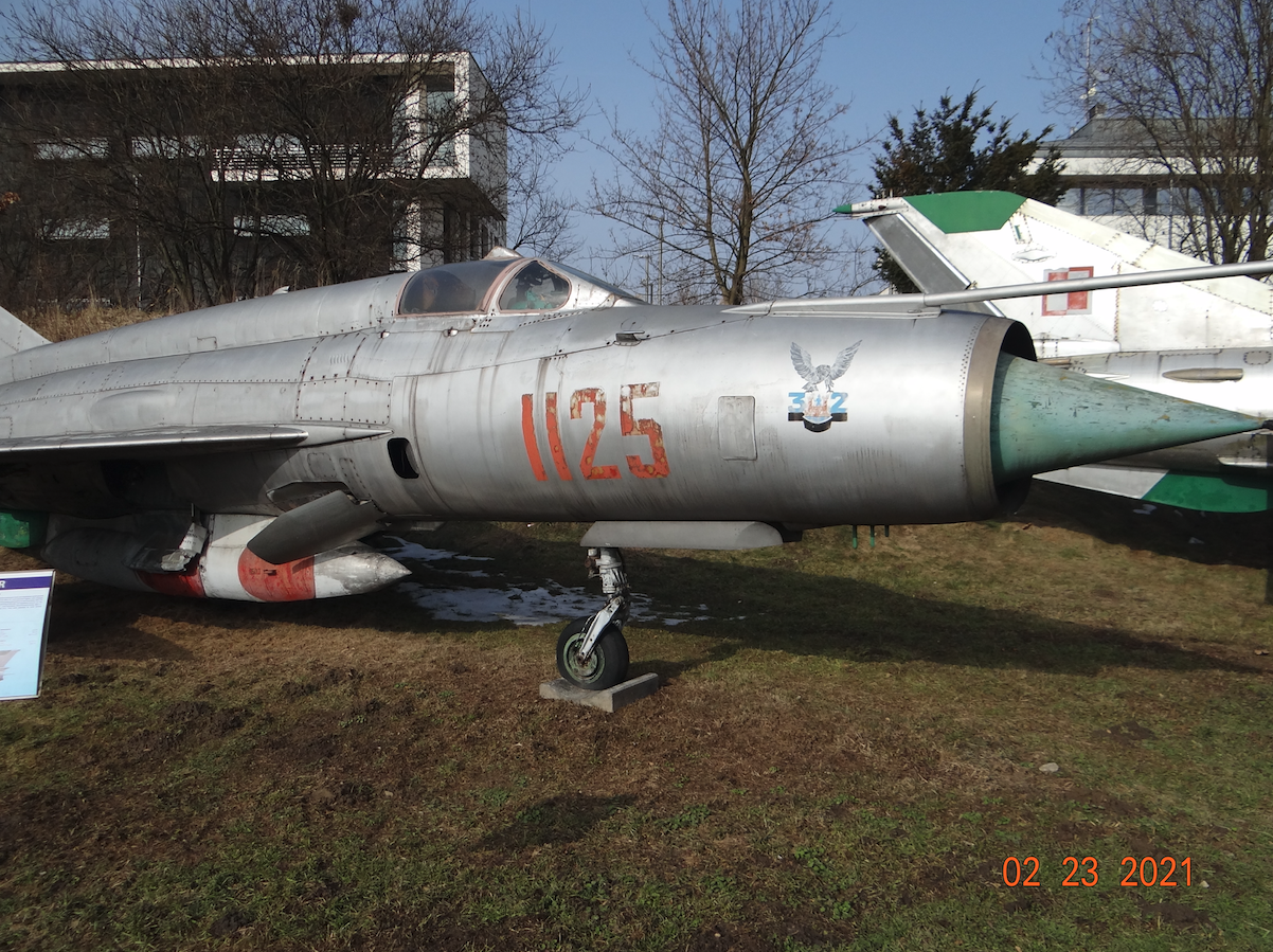 MiG-21 R nb 1125 używany w 32. Pułku. 2021 rok. Zdjęcie Karol Placha Hetman