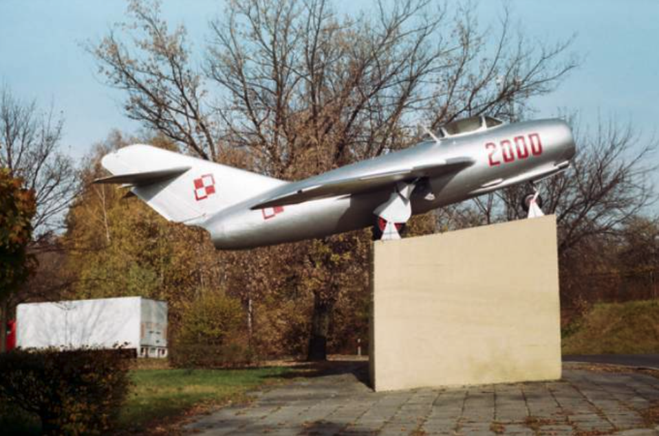 Lim-2 nb 708 – 2000. 2001 rok. Zdjęcie LAC