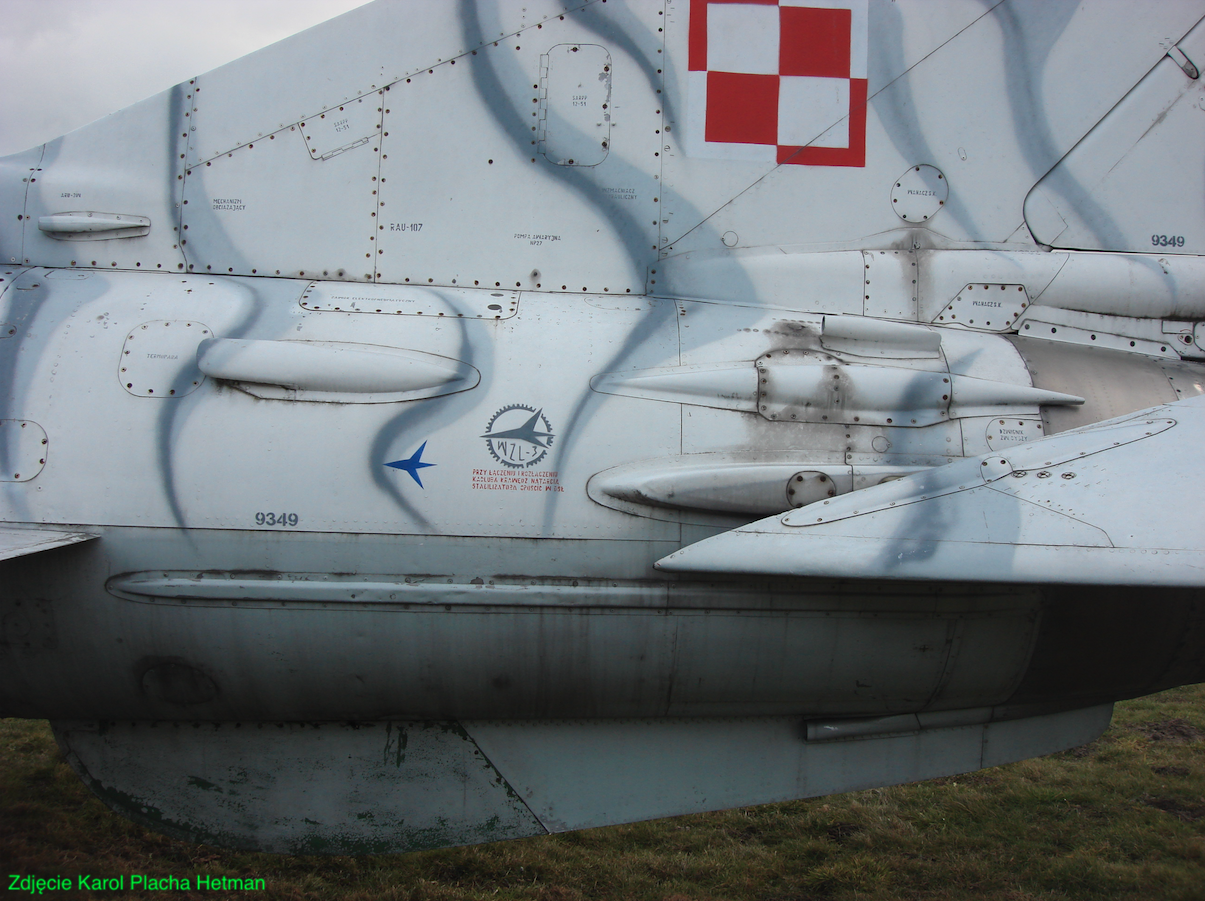 MiG-21 UM nb 9349. 2007 rok. Zdjęcie Karol Placha Hetman