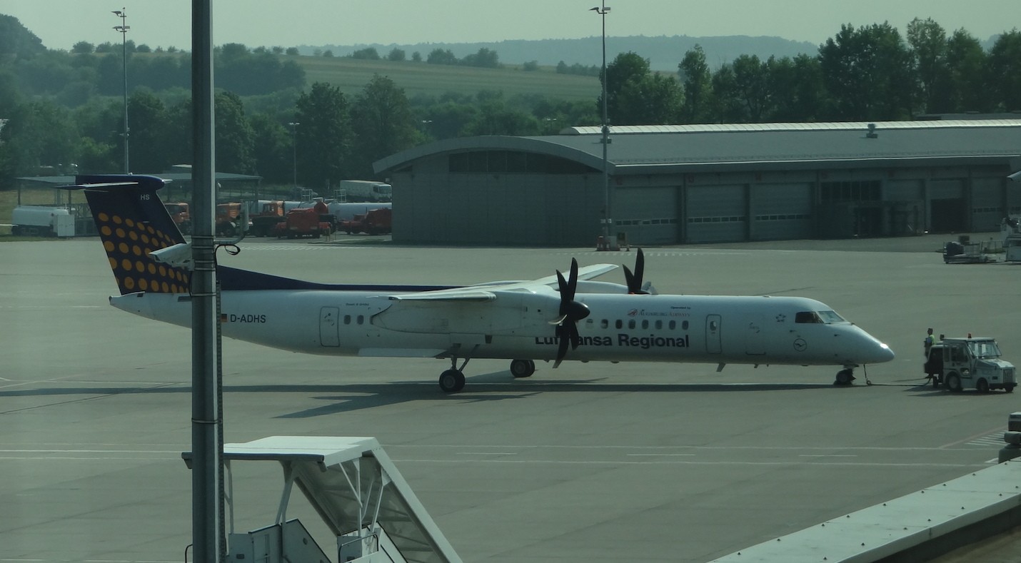 Bombardier DHC 8 Dash 8-400 Q Lufthansa Regional. 2012 rok. Zdjęcie Karol Placha Hetman