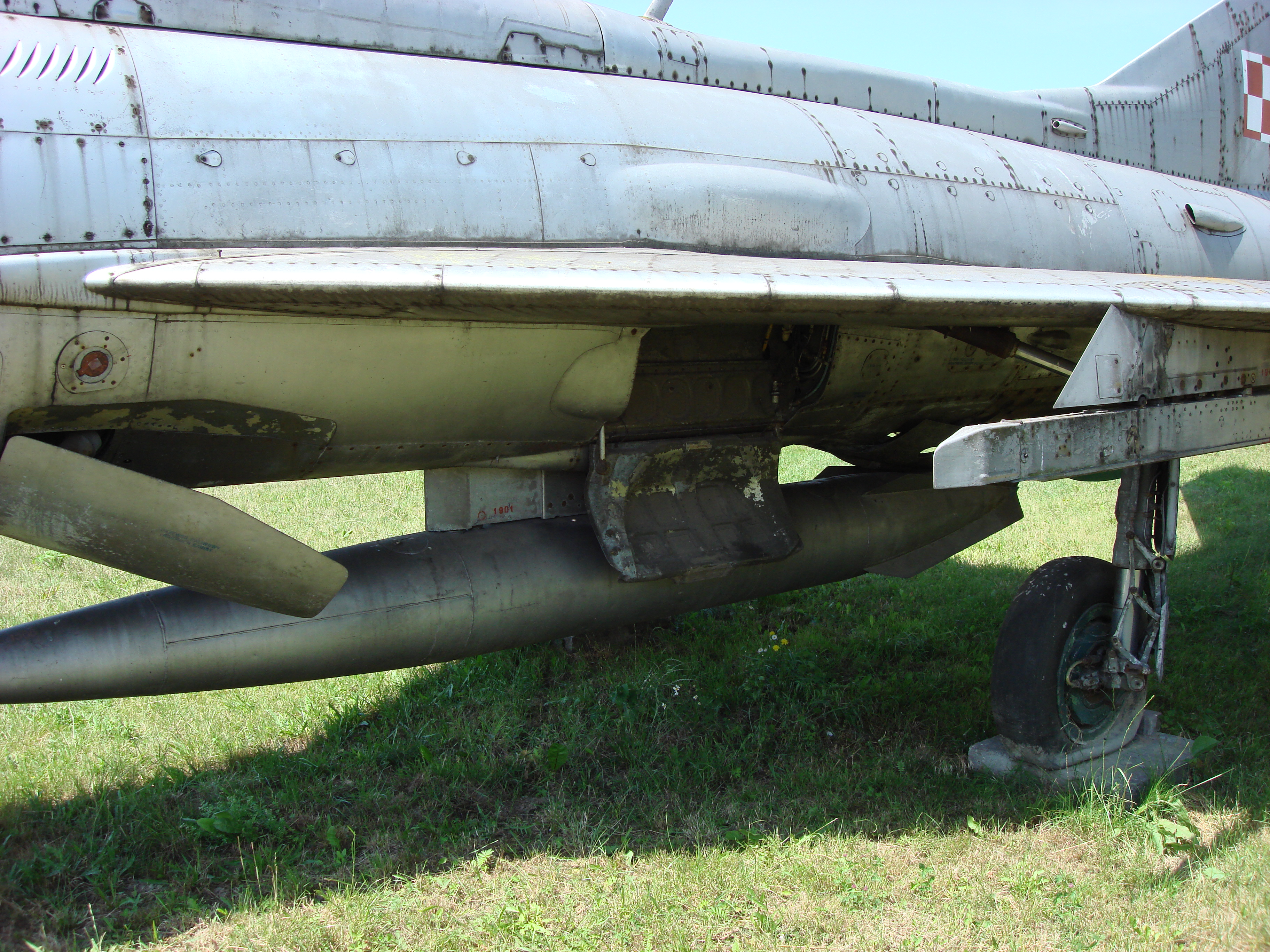 Podwozie główne MiG-21 PF nb 1901 Czyżyny 2006 rok. Zdjęcie Karol Placha Hetman