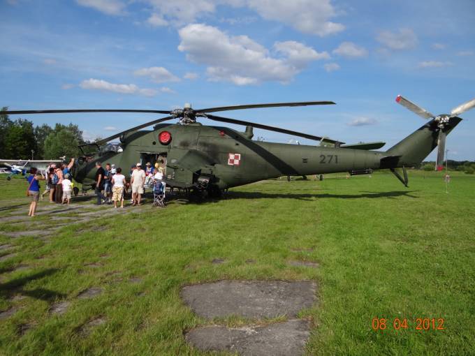 Mi-24 nb 271 at the Wilamowo Airport in 2012. Photo by Karol Placha Hetman