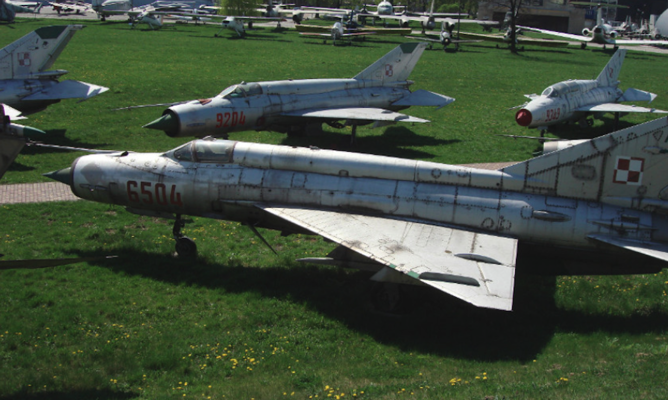 MiG-21 MF nb 6504. Czyżyny 2009 rok. Zdjęcie Karol Placha Hetman