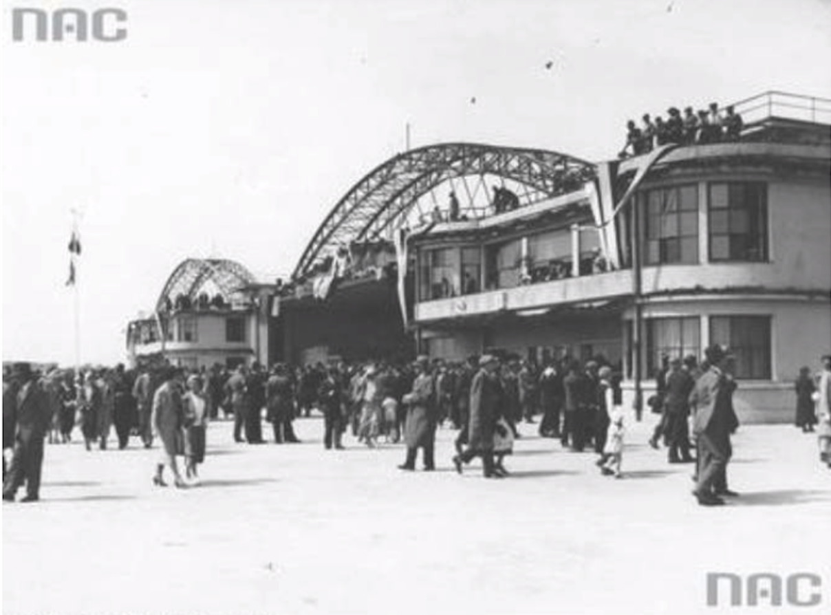 Lotnisko Okęcie. 29 kwiecień 1934 roku. Zdjęcie NAC