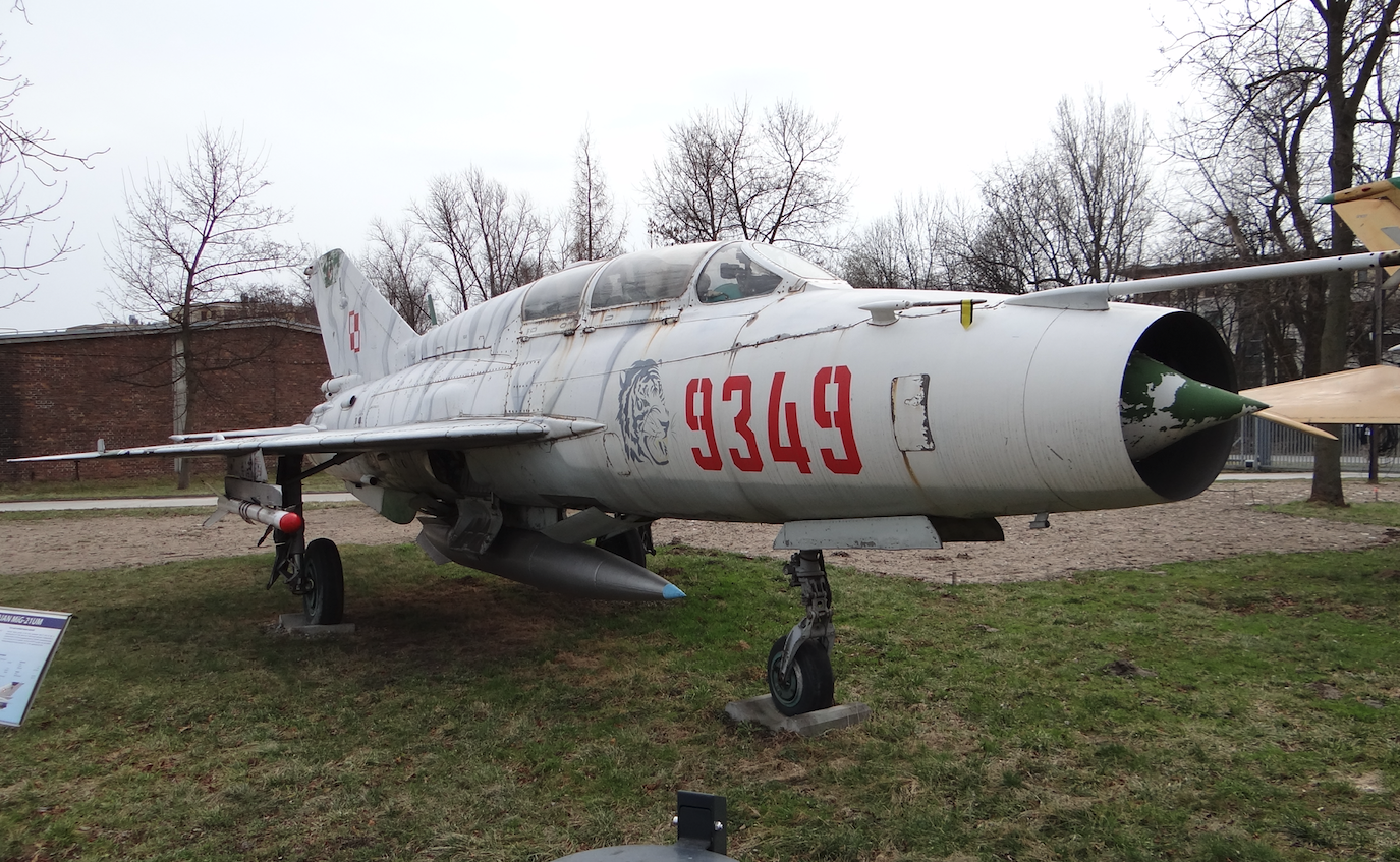 MiG-21 UM nb 9349. Czyżyny 2017 rok. Zdjęcie Karol Placha Hetman