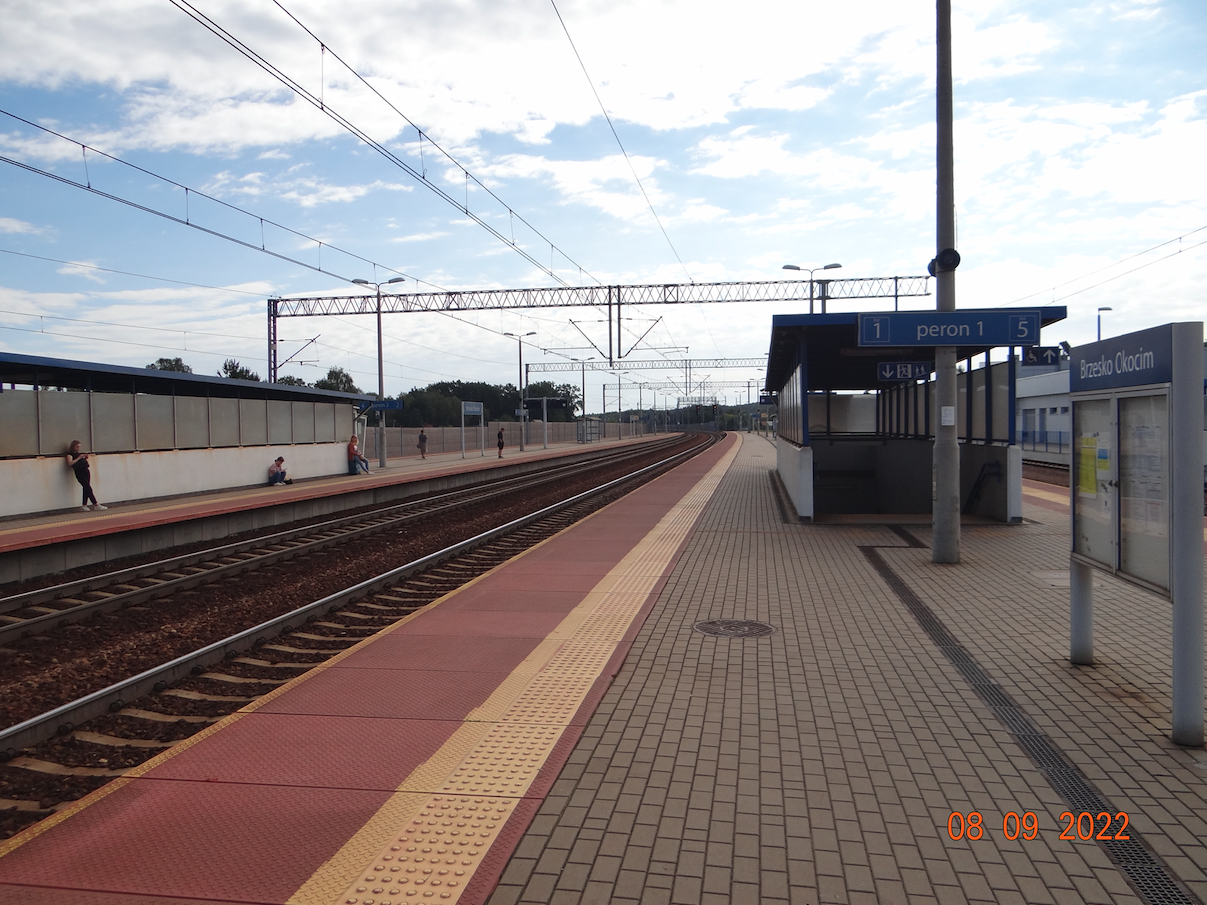 PKP Brzesko-Okocim. Direction to Tarnów. 2022. Photo by Karol Placha Hetman