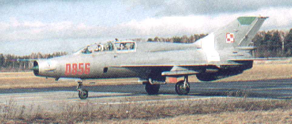 Pierwszy MiG-21 UM nb 0856 sprowadzony do Polski. Zdjęcie LAC