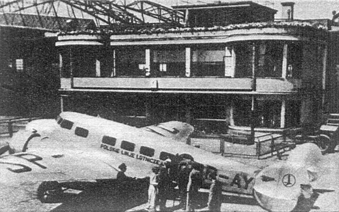 Lockheed L-10 Electra SP-AYC PLL LOT at Okęcie Airport. March 1936. Photo of LAC