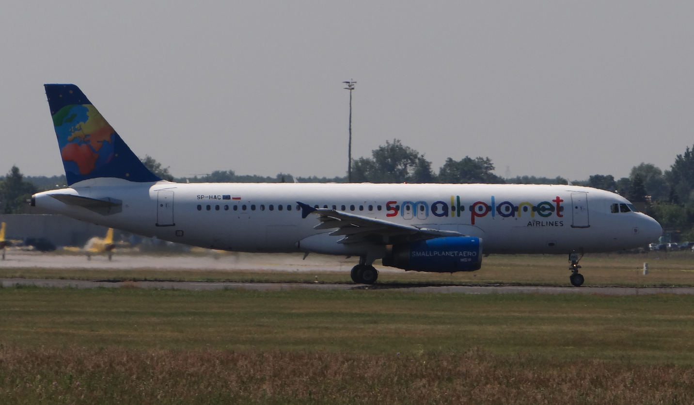 Airbus A-320-200 rejestracja SP-HAC. 2015 rok. Zdjęcie Karol Placha Hetman