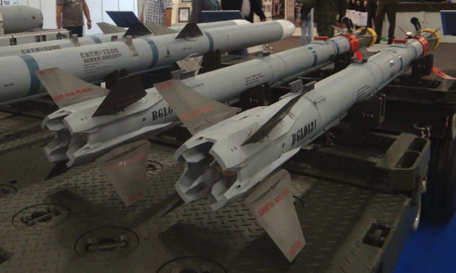 Kierowane pociski rakietowe AIM-9 X Sidewinder. 2014 rok. Zdjęcie Karol Placha Hetman