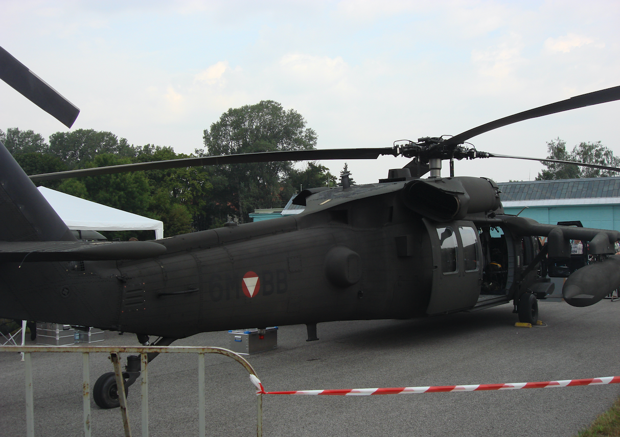 Black Hawk rejestracja 6MBB Austria. 2009 rok. Zdjęcie Karol Placha Hetman