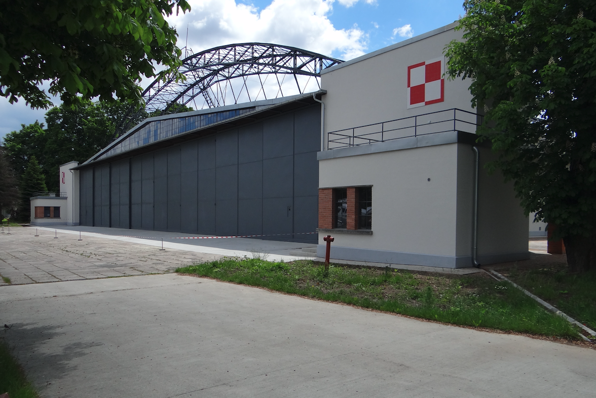 Hangar. 2020 rok. Zdjęcie Karol Placha Hetman