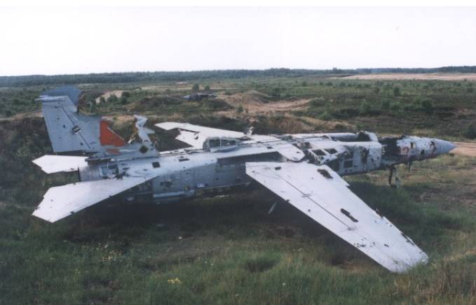 MiG-23 nb 062 rozstrzelany na CPL Nadarzyce. 2004r.