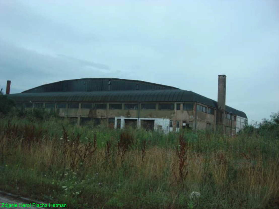 Hangar No. 3. 2010. Photo by Karol Placha Hetman