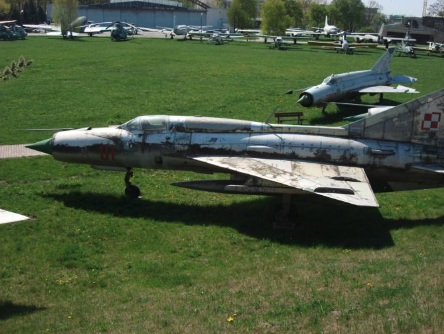 MiG-21 PFM nb 01. Muzeum Lotnictwa Polskiego. Czyżyny 2009 rok. Zdjęcie Karol Placha Hetman