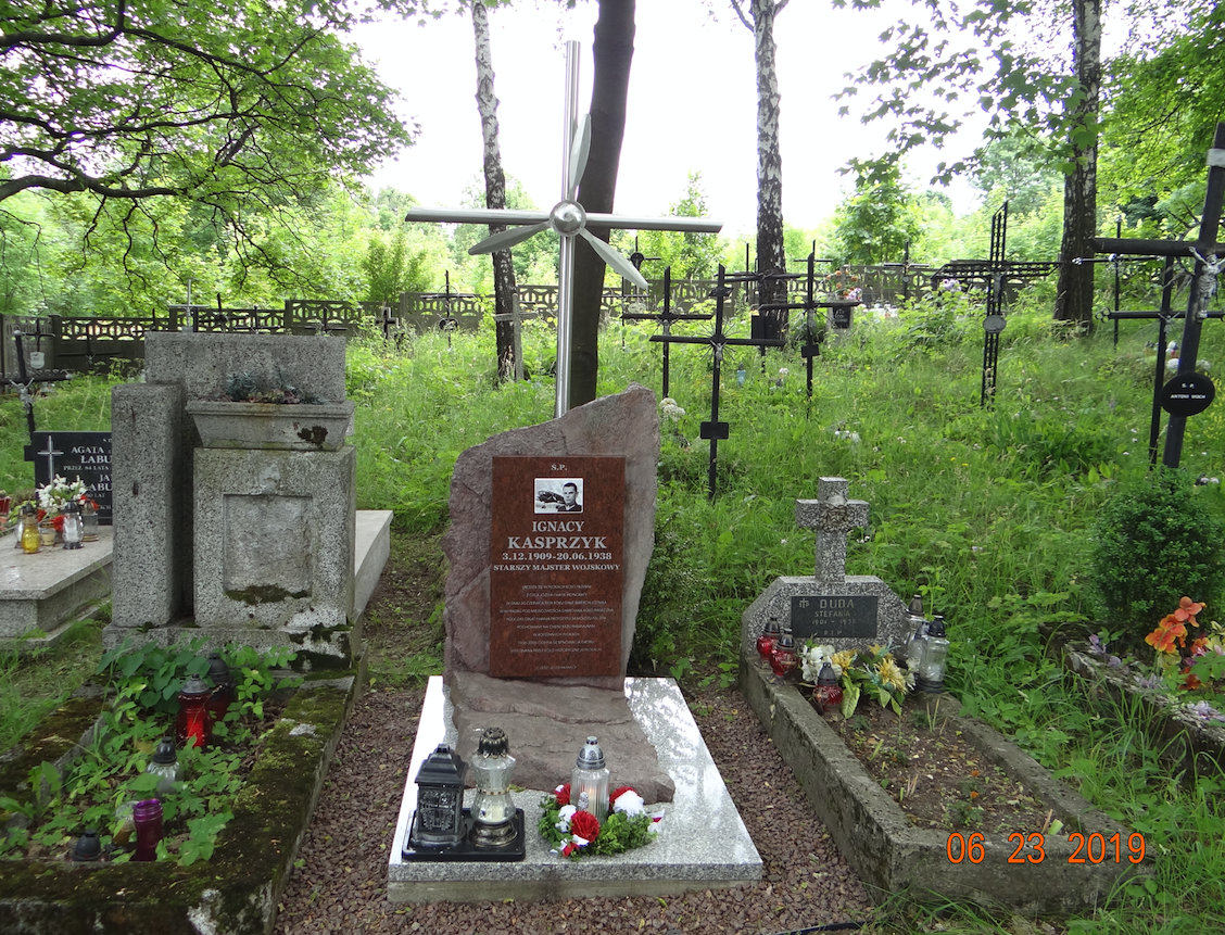 Celebrations at the grave of Ignacy Kasprzyk. Płoki 2019. Photo Karol Placha Hetman