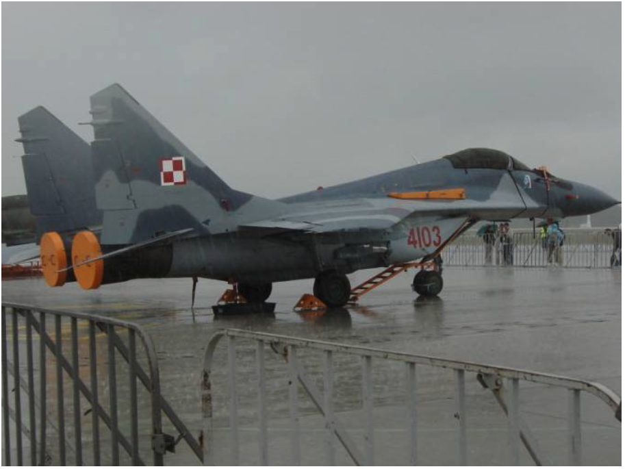 MiG-29 nb 4103. Krzesiny 2007 rok.  Zdjęcie Karol Placha Hetman