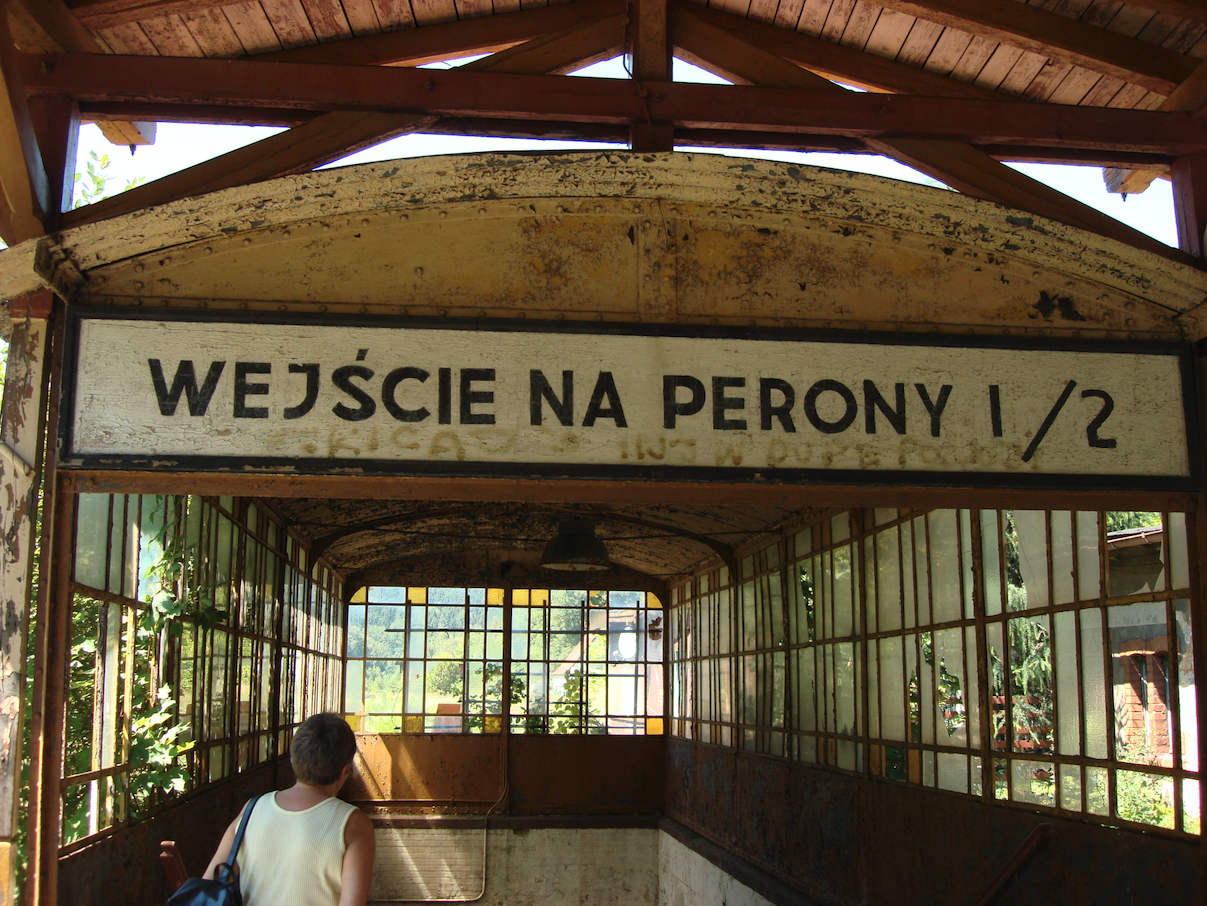 Jedlina Zdrój railway station. 2007 year. Photo by Karol Placha Hetman