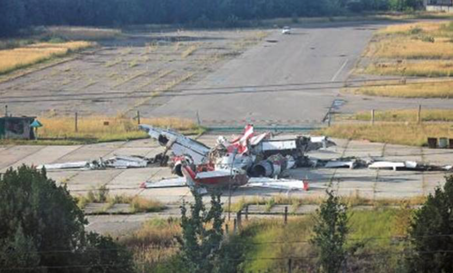 Wrak Tu-154 M nb 101. Lipiec 2010r. Gdzie jest reszta samolotu? Zdjęcie Nasz Dzennik