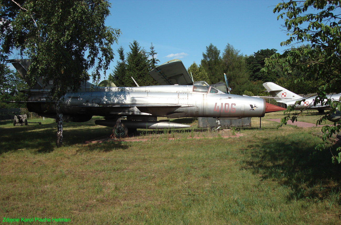 MiG-21 PFM nb 4106. 2007 rok. Zdjęcie Karol Placha Hetman