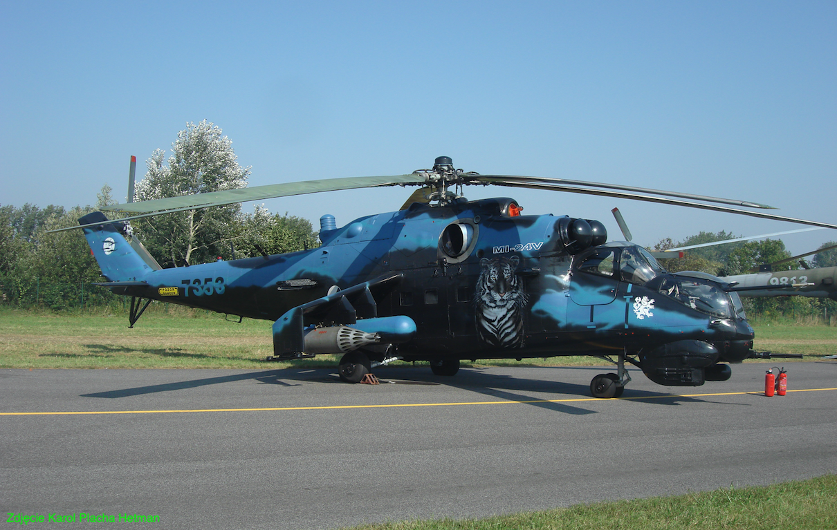 Mil Mi-24V Nb 7353 Czechy. 2013 rok. Zdjęcie Karol Placha Hetman