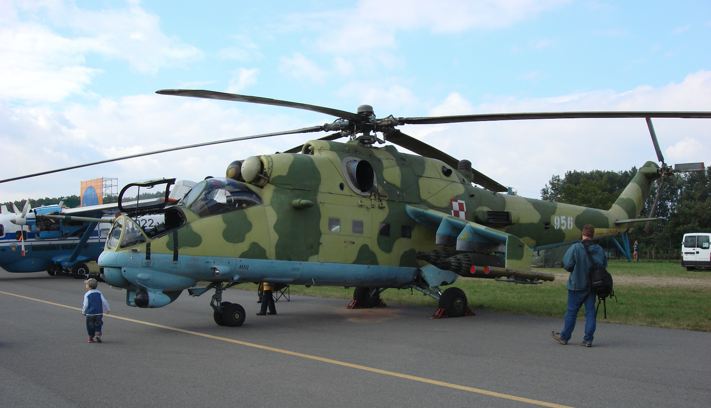 Mi-24 W nb 956. 2007 rok. Zdjęcie Karol Placha Hetman