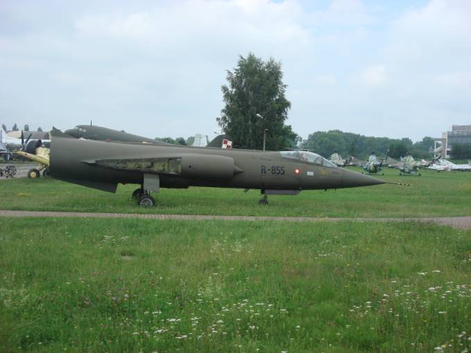 Duński CF-104 nb R-855. MLP Czyżyny 2011 rok. Zdjęcie Karol Placha Hetman