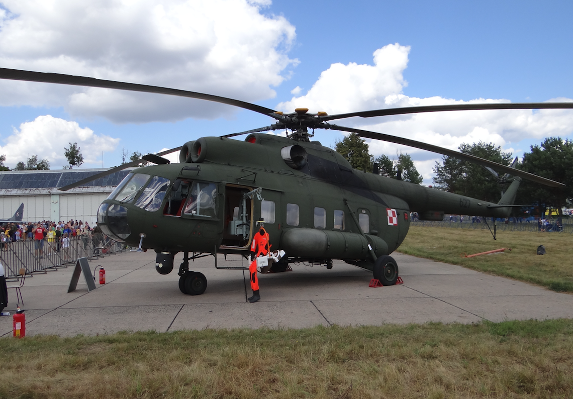 Mi-8 PS nb 627. 2013 rok. Zdjęcie Karol Placha Hetman