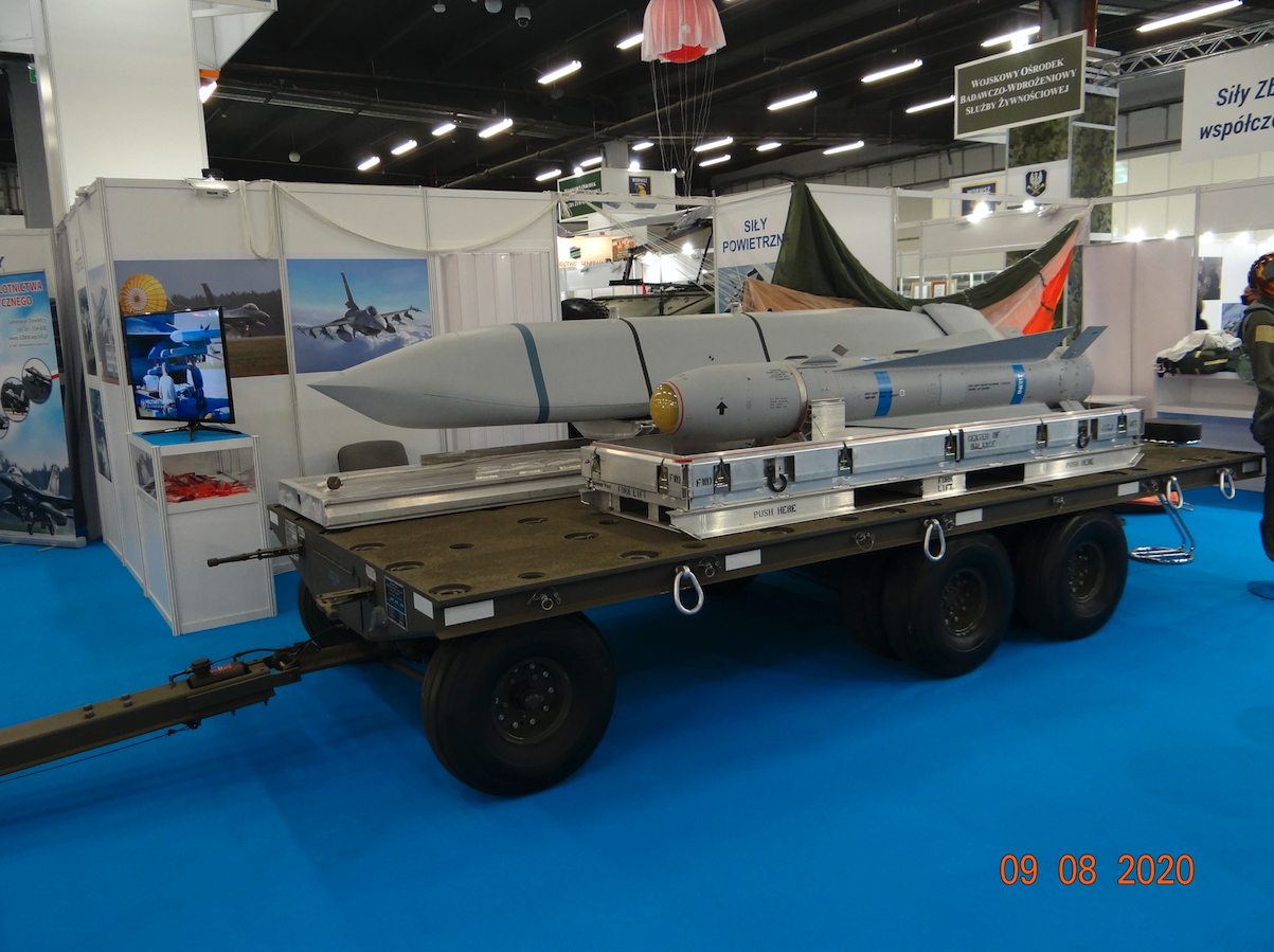 Lockheed Martin AGM-158 A-6. 2020 rok. Zdjęcie Karol Placha Hetman